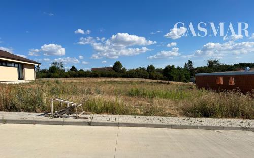 CASMAR - Na predaj pekný stavebný pozemok 644 m2, Zvončín