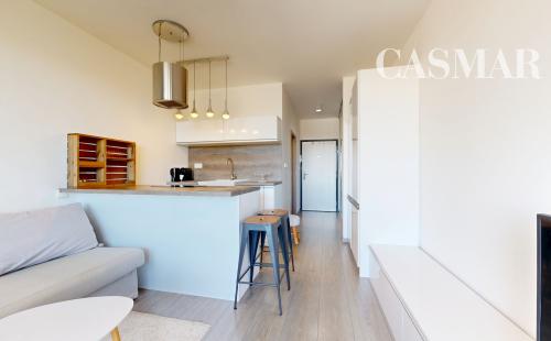 NA PREDAJ KOMPLETNE ZARIADENÝ 1-IZBOVÝ BYT | SLNEČNICE – VILADOMY | BRATISLAVA – PETRŽALKA
