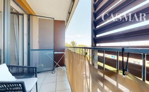 NA PREDAJ KOMPLETNE ZARIADENÝ 1-IZBOVÝ BYT | SLNEČNICE – VILADOMY | BRATISLAVA – PETRŽALKA
