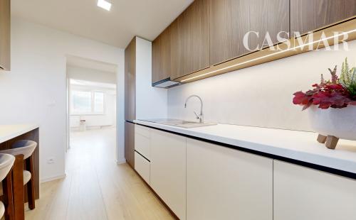 🏡 PRENÁJOM | ÚPLNE NOVO ZREKONŠTRUOVANÝ 3-IZBOVÝ BYT S KLIMATIZÁCIOU A VÝHĽADOM | TRNAVA – DRUŽBA