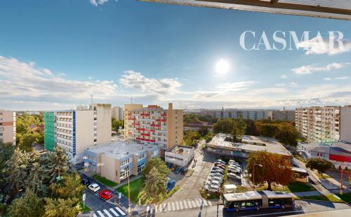 🏡 PRENÁJOM | ÚPLNE NOVO ZREKONŠTRUOVANÝ 3-IZBOVÝ BYT S KLIMATIZÁCIOU A VÝHĽADOM | TRNAVA – DRUŽBA