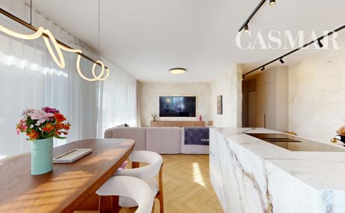 EXKLUZÍVNE NA PREDAJ | MODERNE ZARIADENÝ 4-IZB BYT S VEĽKOU TERASOU | NOVOSTAVBA PRÚDY