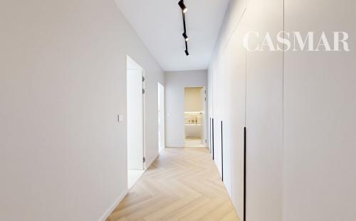 EXKLUZÍVNE NA PREDAJ | MODERNE ZARIADENÝ 4-IZB BYT S VEĽKOU TERASOU | NOVOSTAVBA PRÚDY