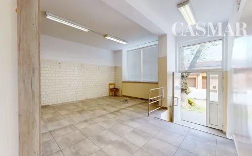 PREDAJ: Obchodný priestor 50,30 m² v Trnave, Štefana Moyzesa 11