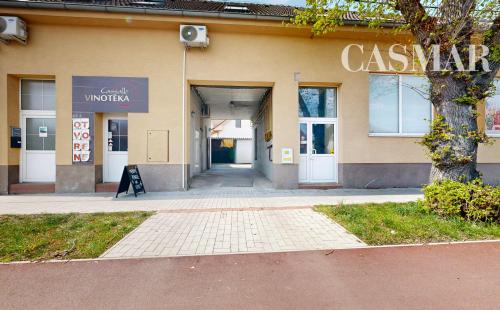 PREDAJ: Obchodný priestor 26 m² – Štefana Moyzesa 11, Trnava