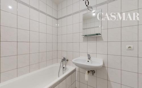Na predaj 3-izbový byt s balkónom na ulici T. Tekela v Trnave