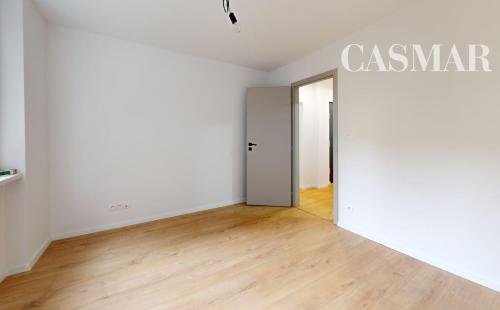 ELEGANTNÝ 4-IZBOVÝ BYT PO KOMPLETNEJ REKONŠTRUKCII na Špačinskej ulici v Trnave