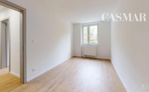ELEGANTNÝ 4-IZBOVÝ BYT PO KOMPLETNEJ REKONŠTRUKCII na Špačinskej ulici v Trnave
