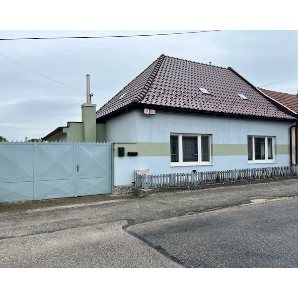 3-izbový rodinný dom s veľkým pozemkom 1454 m²