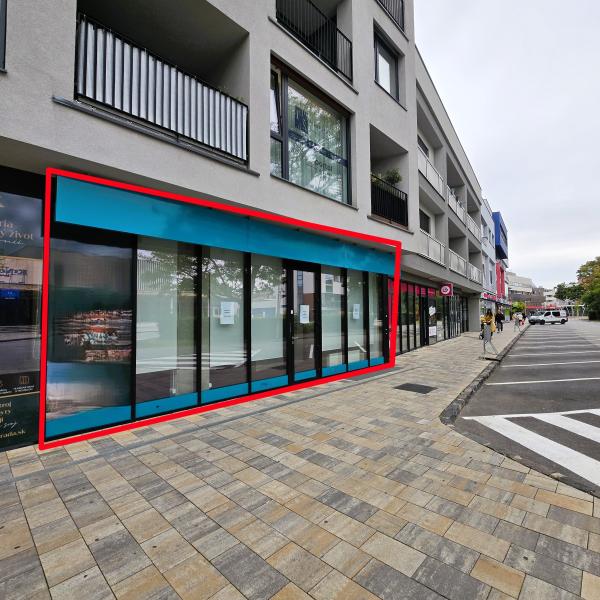 Reprezentatívny obchodný priestor v novostavbe v centre mesta na Paulínskej ulici