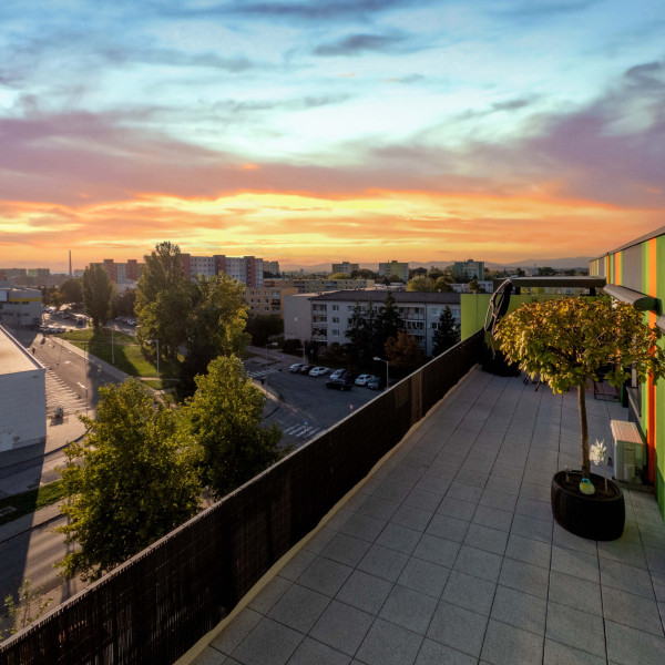 🏡 Na predaj výnimočný 3-izbový byt s terasou v obľúbenej lokalite ARBORIA Trnava