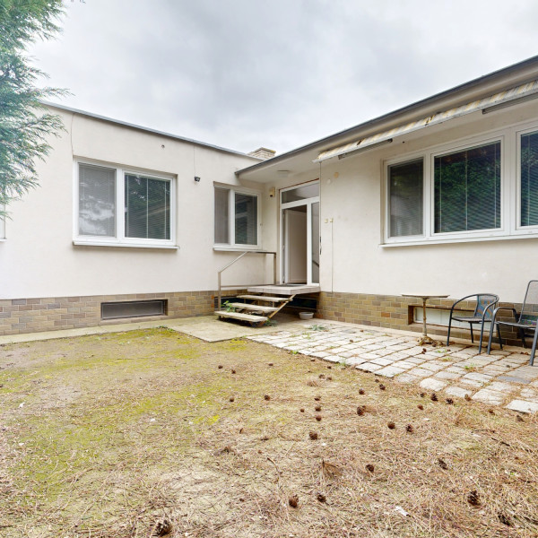 PREDAJ | Rodinný dom s potenciálom na rekonštrukciu – Trnava, Linčianska