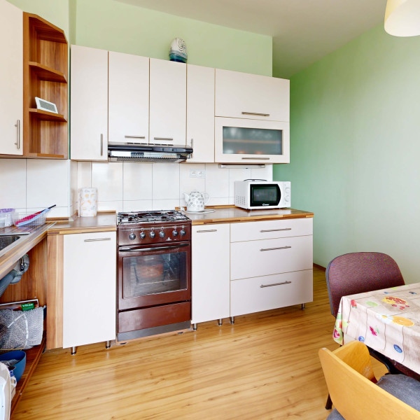 Priestranný 3-izbový byt s dvomi balkónmi | 74,83 m² | Mozartova ul., Trnava