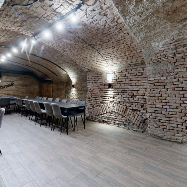 Historická pivnica na prenájom v centre Trnavy – Halenárska ulica